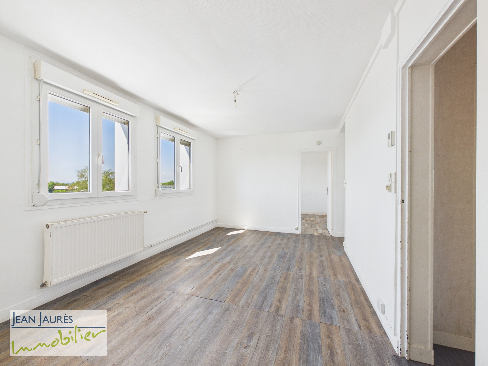 Appartement proche IUT et UTT, 2 chambres. Idéal premier ach